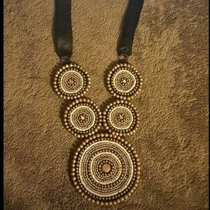 Erica Lyons costume statement necklace